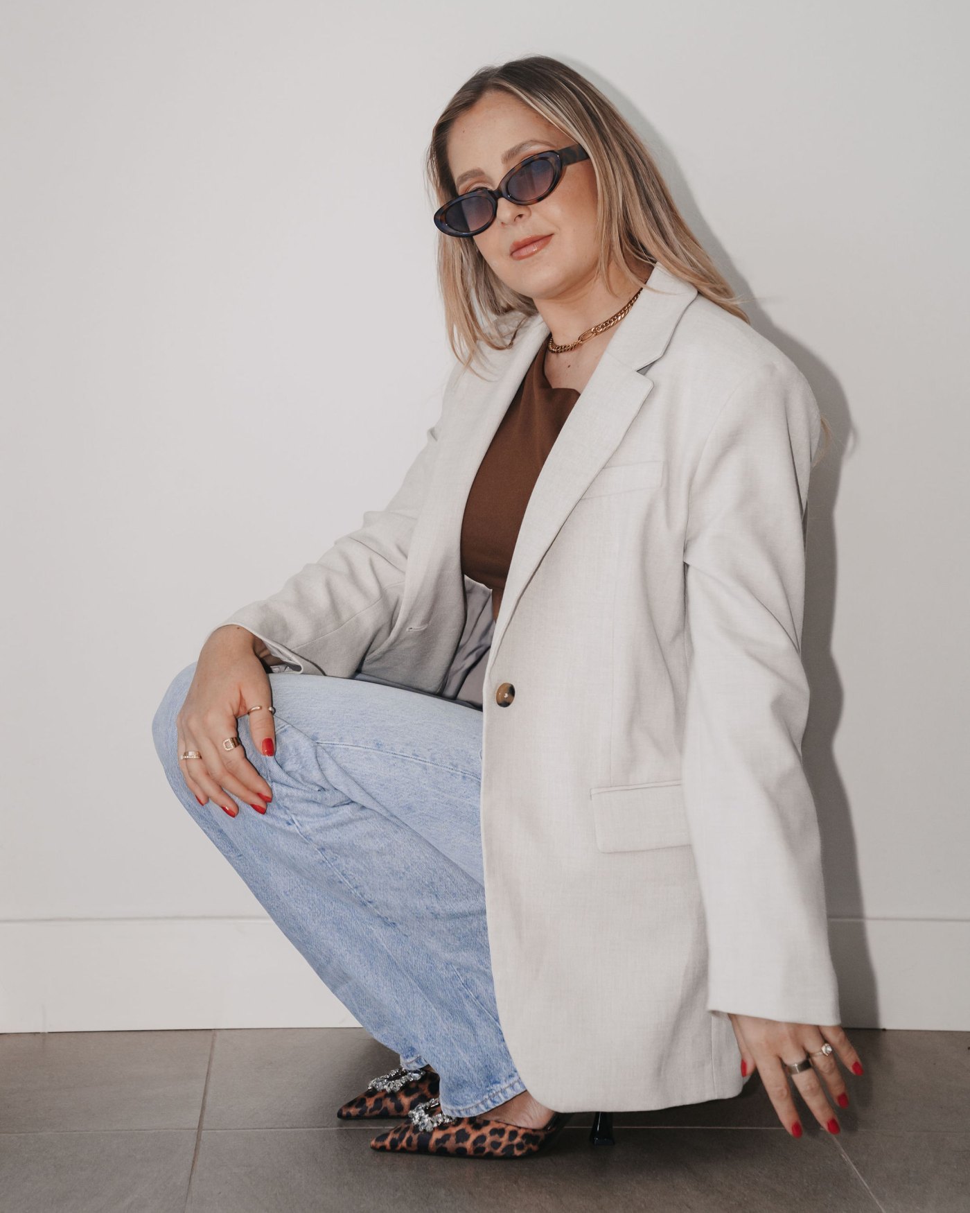 Editorial Mallorca · Boss-Look in Blazer und Jeans