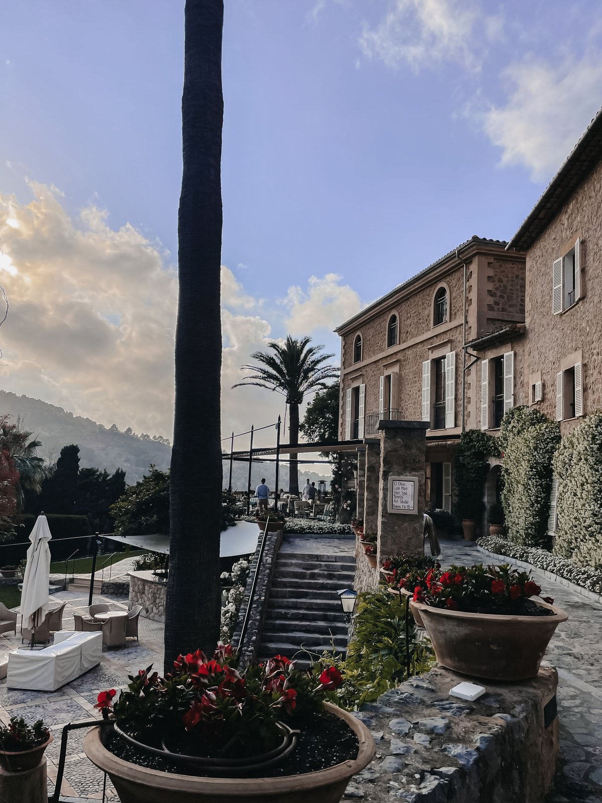 Live-Event Mallorca · das Anwesen zur goldenen Stunde